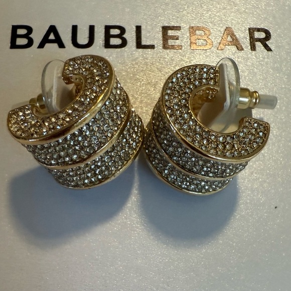 NWT! Baublebar Kaitlyn Hoop Earrings​​ - Picture 4 of 5